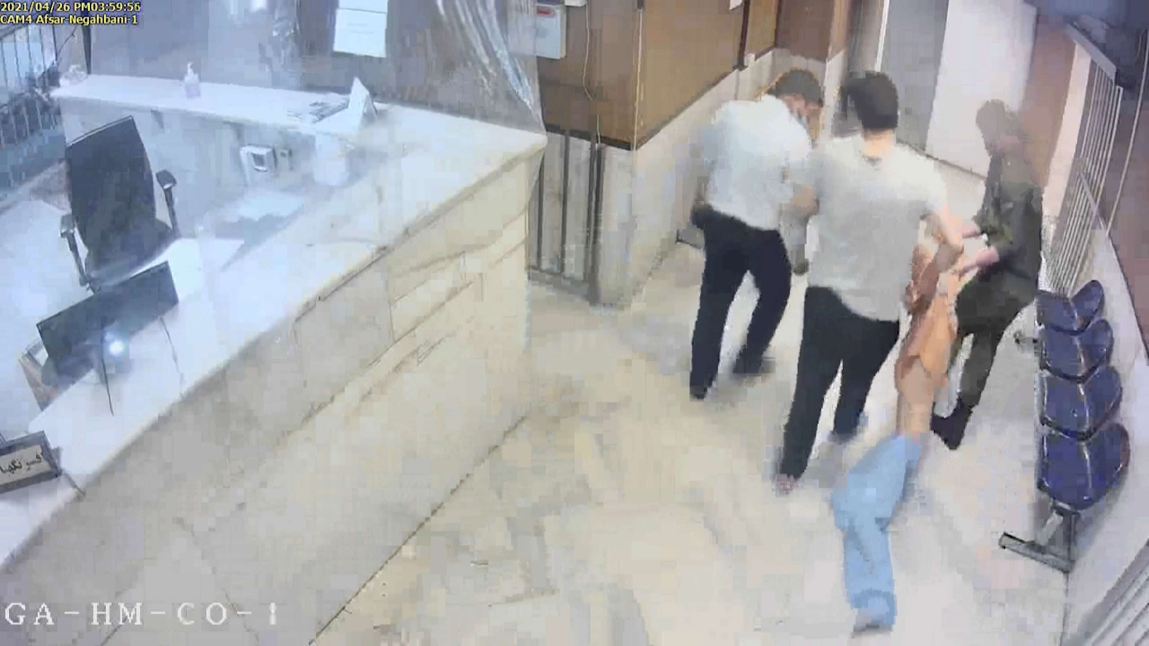 سجناء في إيران يتعرضون لشتى صنوف التعذيب بلا حسيب ولا رقيب