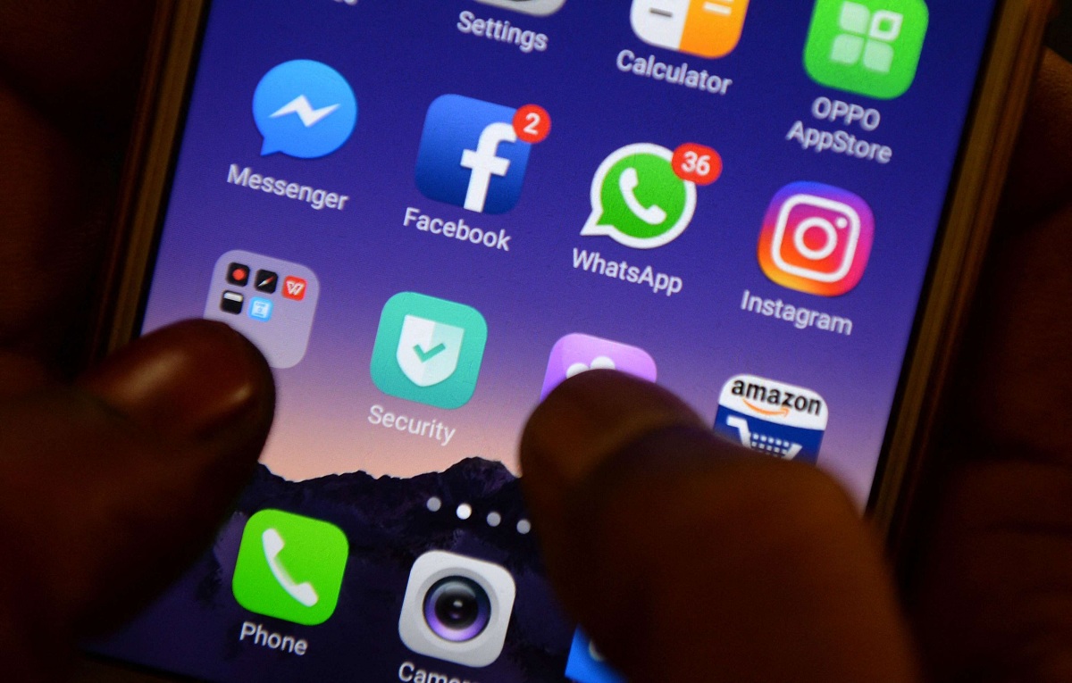 فيسبوك