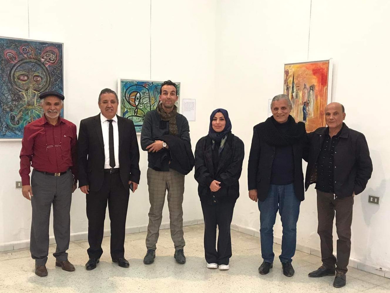  الفقراء أكثر وحدة من الأثرياء والشباب هم الأكثر وحدة