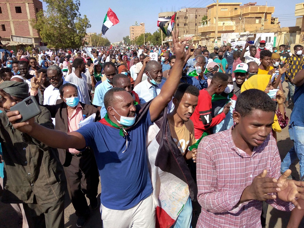 بلينكن يحث العسكريين في السودان على السماح بالمظاهرات السلمة