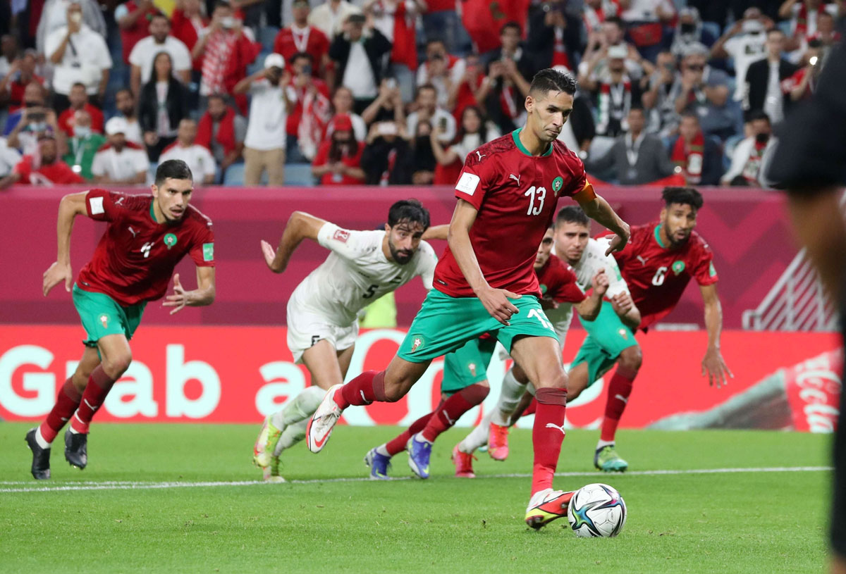 المنتخب المغربي يحقق المفاجأة ويتصدر مجموعته