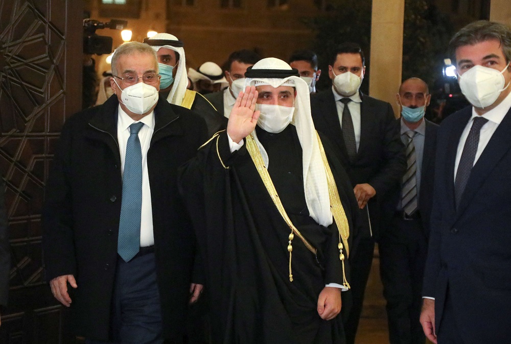 وزير الخارجية اللبناني كان في استقبال نظيره الكويتي