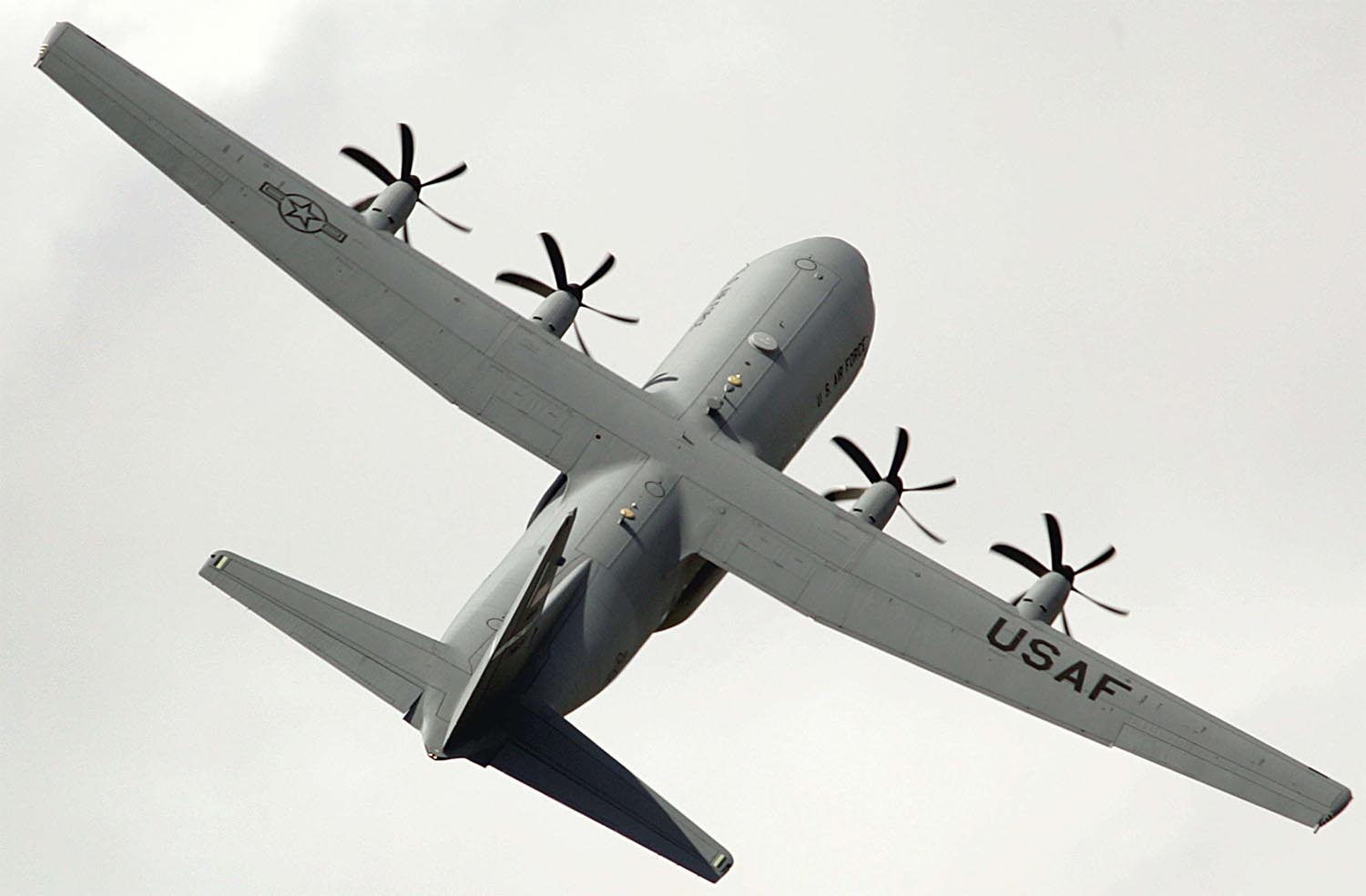 Super Hercules C-130 transport aircraft 