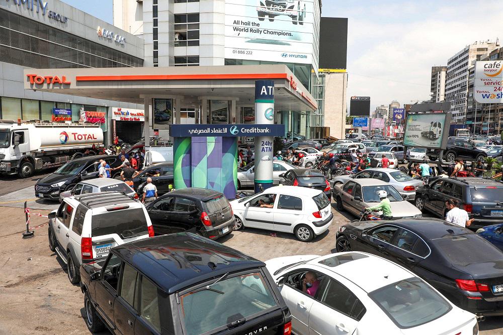 لبنان عرف ازمة وقود منذ سنوات لكنها تصاعدت بعد الحرب الروسية الاوكرانية