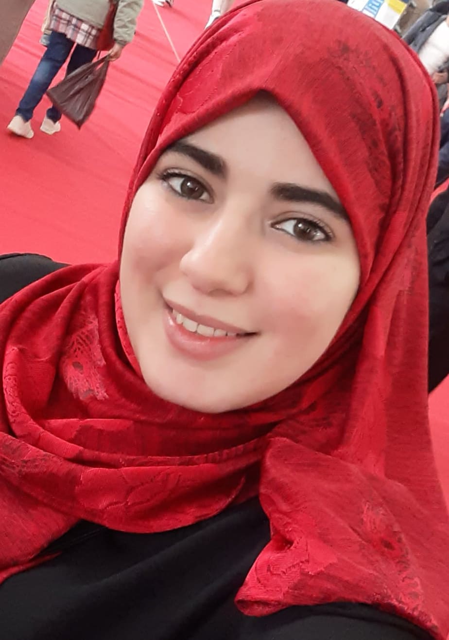 الباحثة مريم بن عياش 