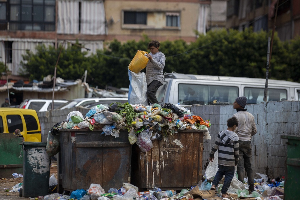 ثلاثة أرباع اللبنانيين يرزحون تحت خط الفقر