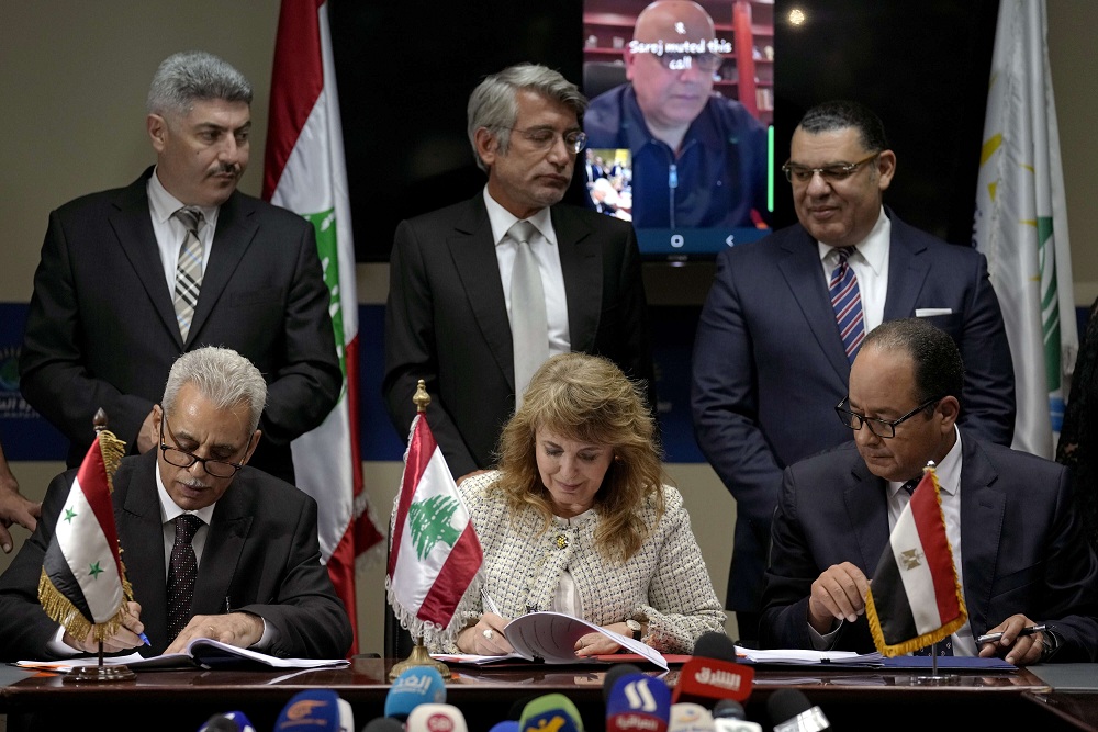 الاتفاق سيؤمن عند تنفيذه تغذية كهربائية تصل إلى أربع ساعات إضافية في لبنان  