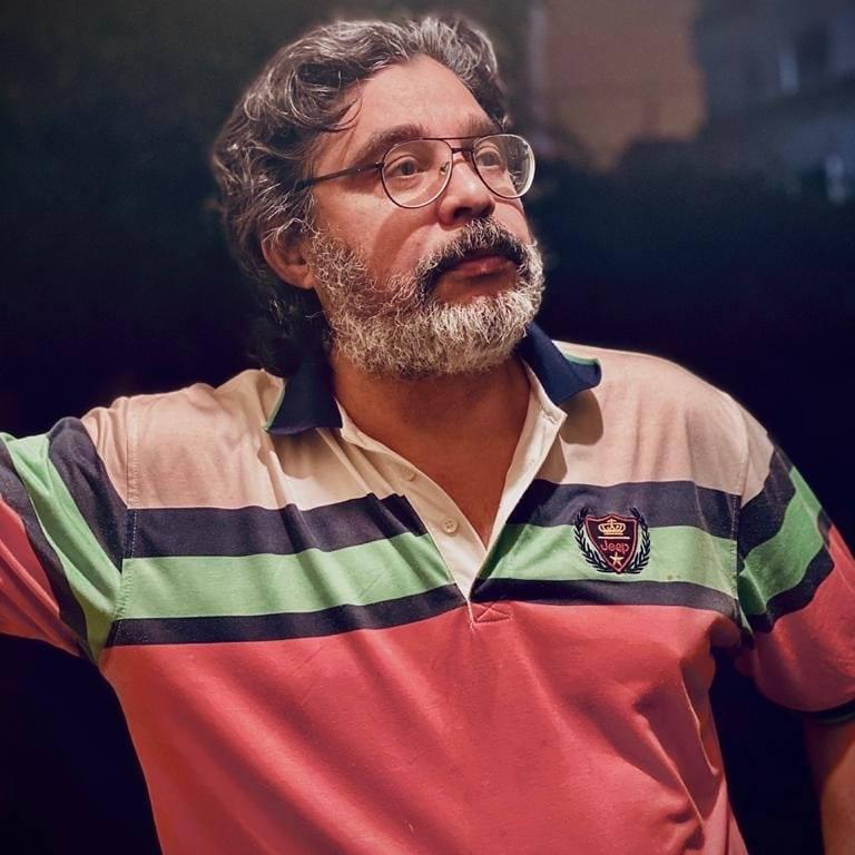 خالد أخازي