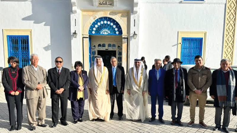 من الفعاليات و تكريم الشعراء