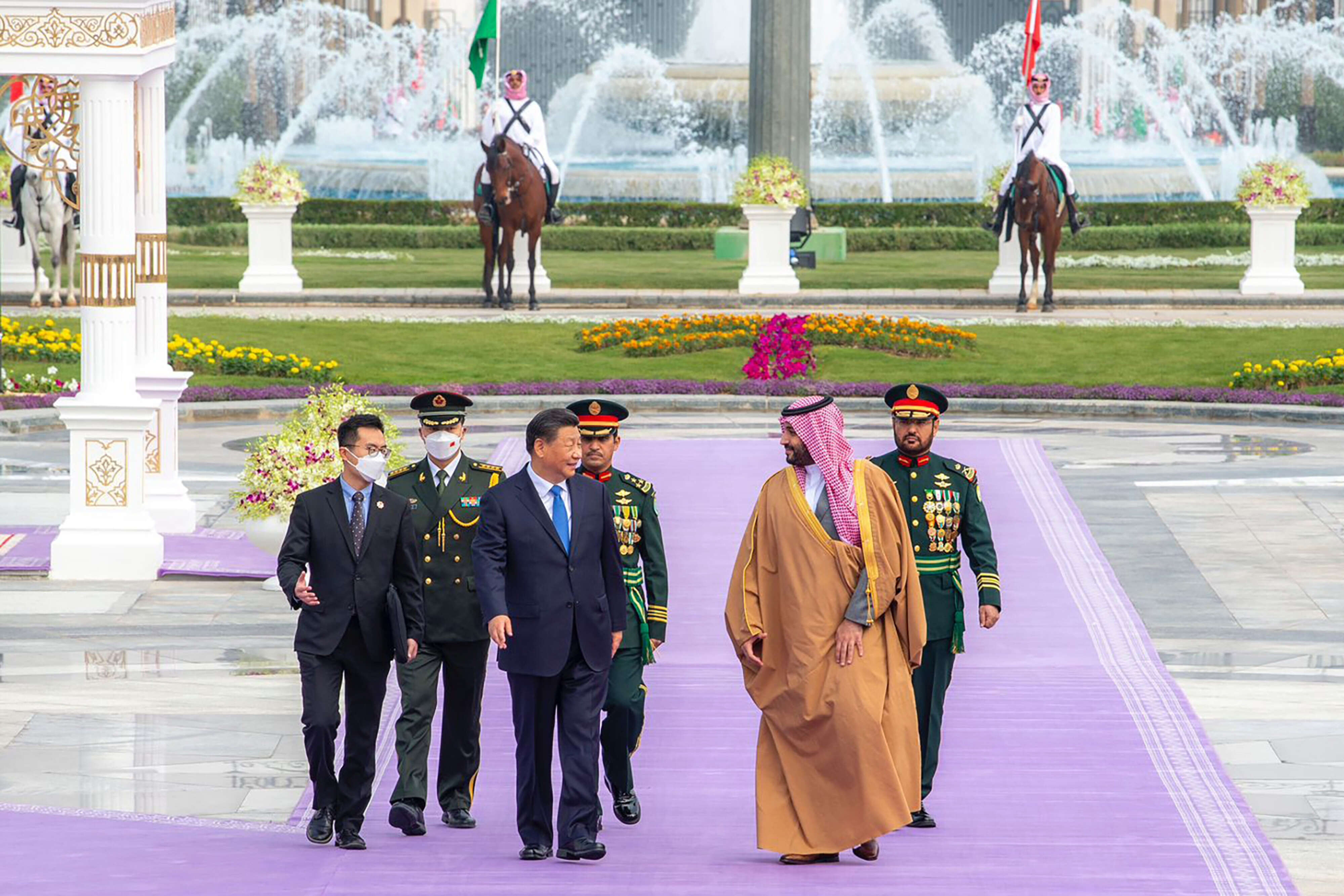 علاقات اقلقت الجانب الاميركي