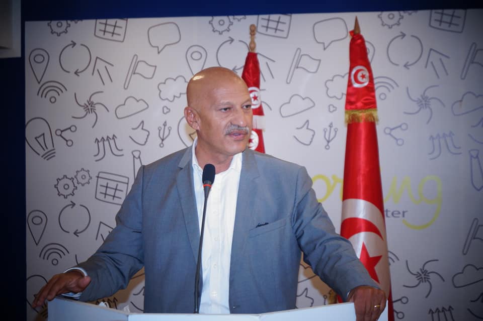 رضا بلحاج من أبرز المعارضين لقيس سعيد