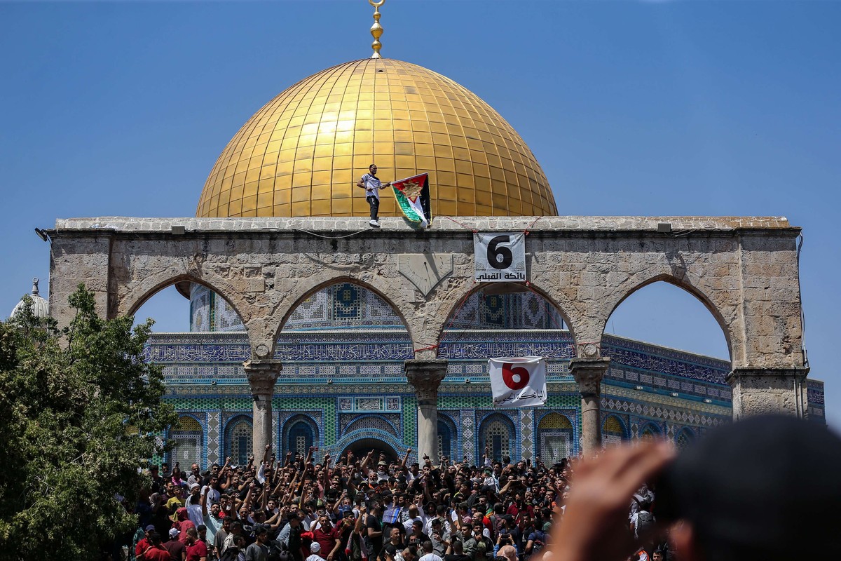 الاتفاق على حماية المقدسات