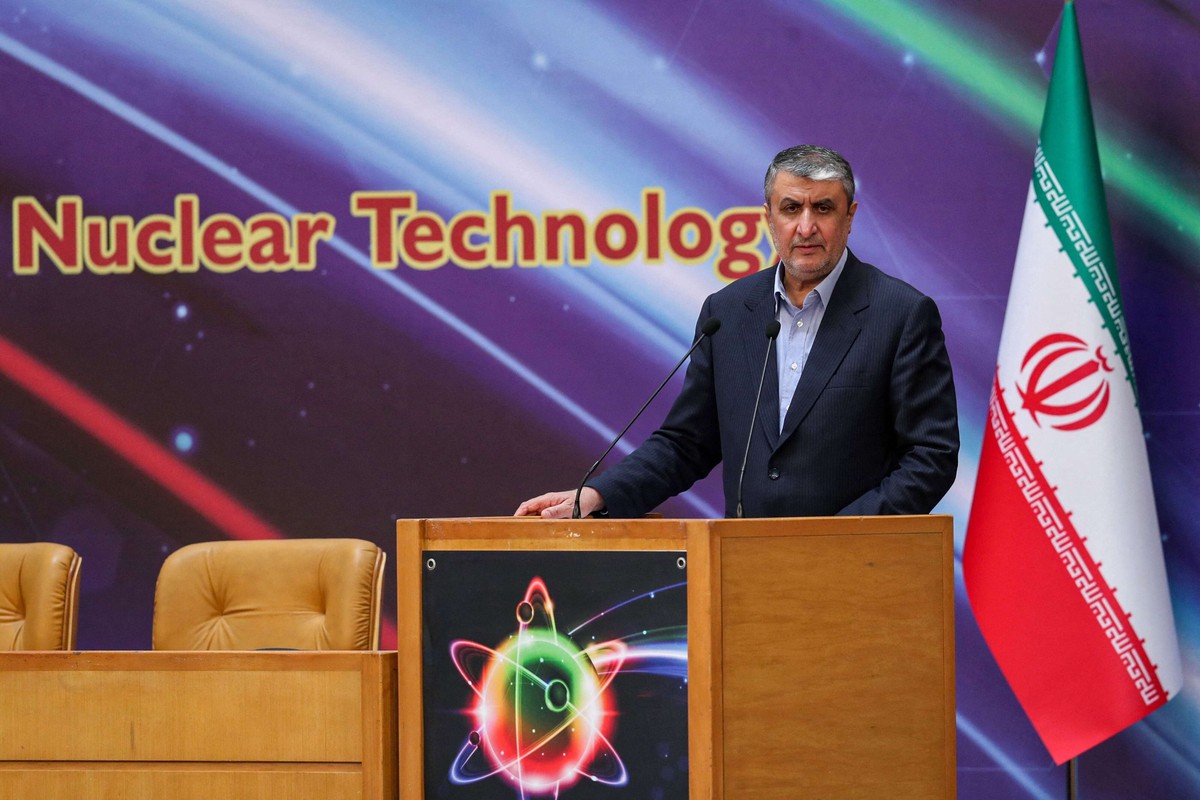 ايران تتمسك بالنفي كلما تم كشف معطيات حول نواياها النووية