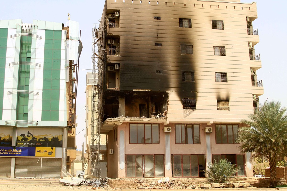 الجيش السوداني خرق الهدنة في مناطق من بينها دارفور