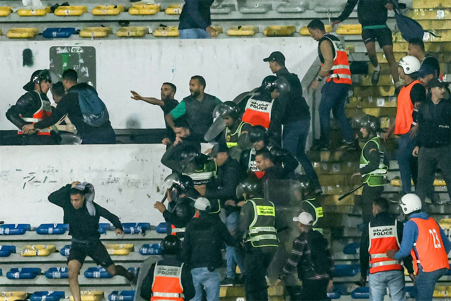 A Raja Casablanca female fan, died at a local hospital after losing consciousness at the Mohammed V stadium 