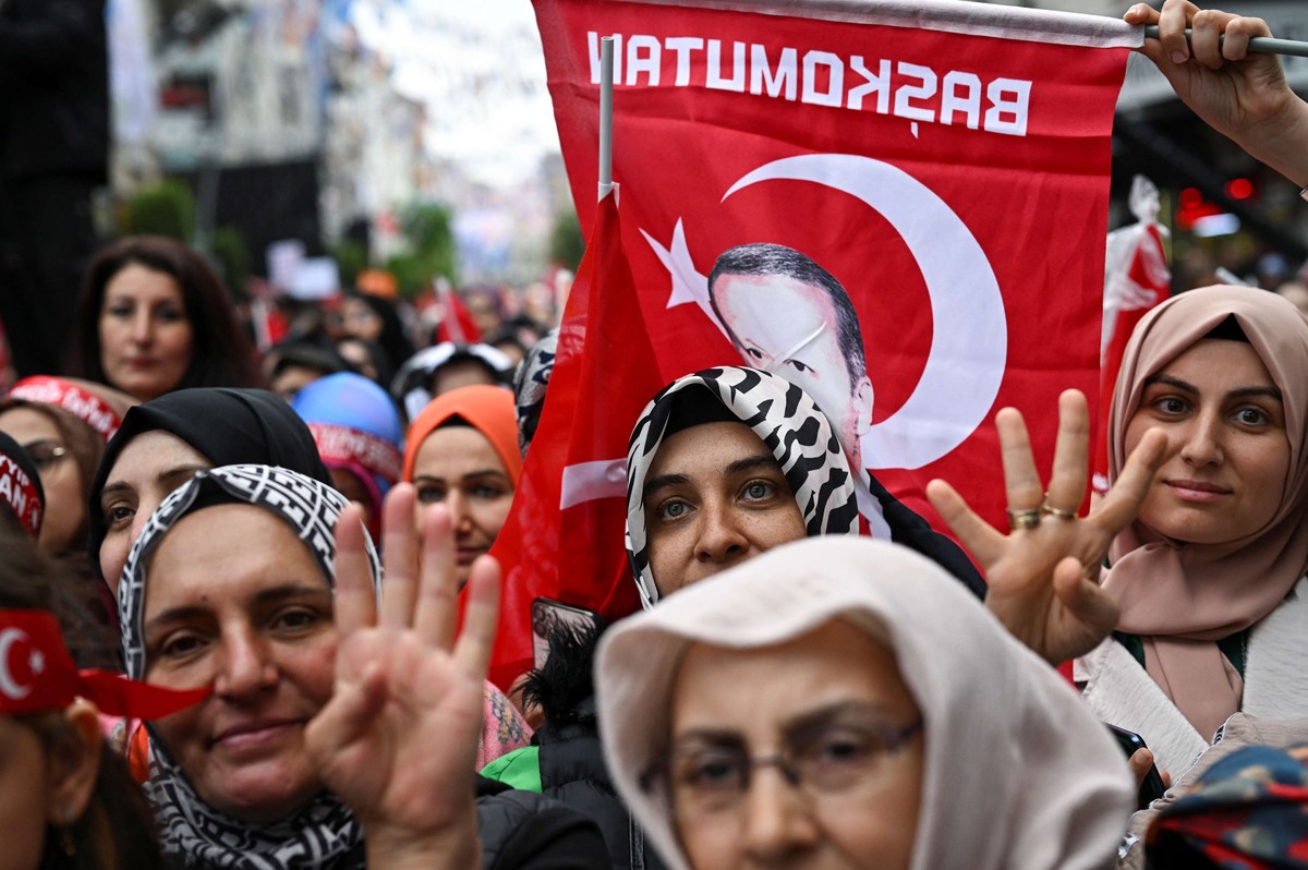 اردوغان خسر كثيرا من شعبيته وفق استطلاعات الراي
