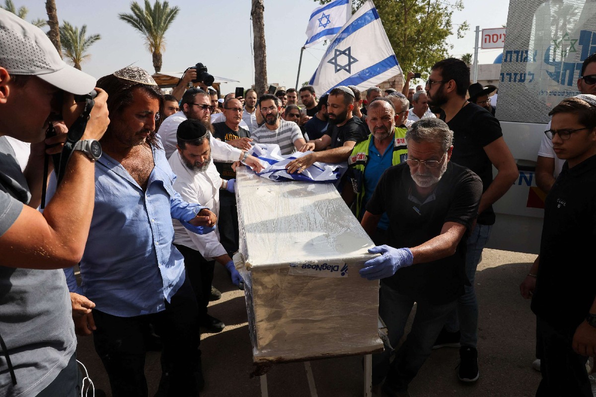 قتيل إسرائيلي واحد مقابل عشرات القتلى في غزة في أحدث جولة تصعيد بين الفلسطينيين والإسرائيليين