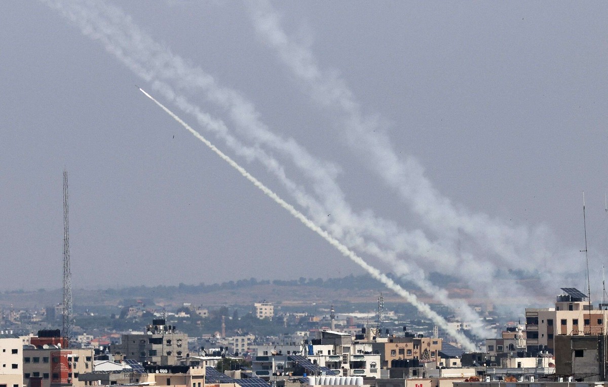 الفصائل الفلسطينية شنت هجمات صاروخية كثيفة على المدن الاسرائيلية
