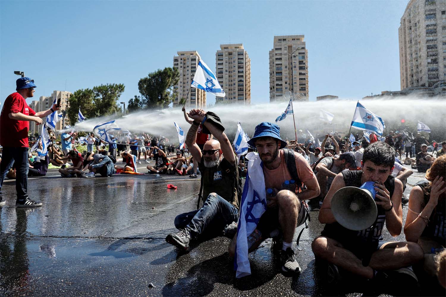 Water cannon against protesters