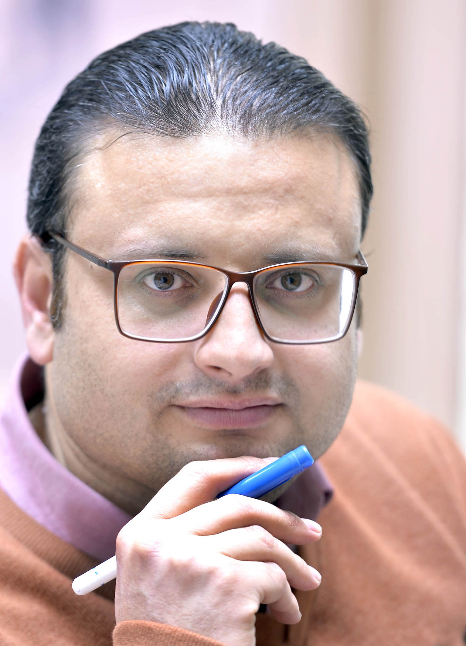 عبدالهادي عباس 