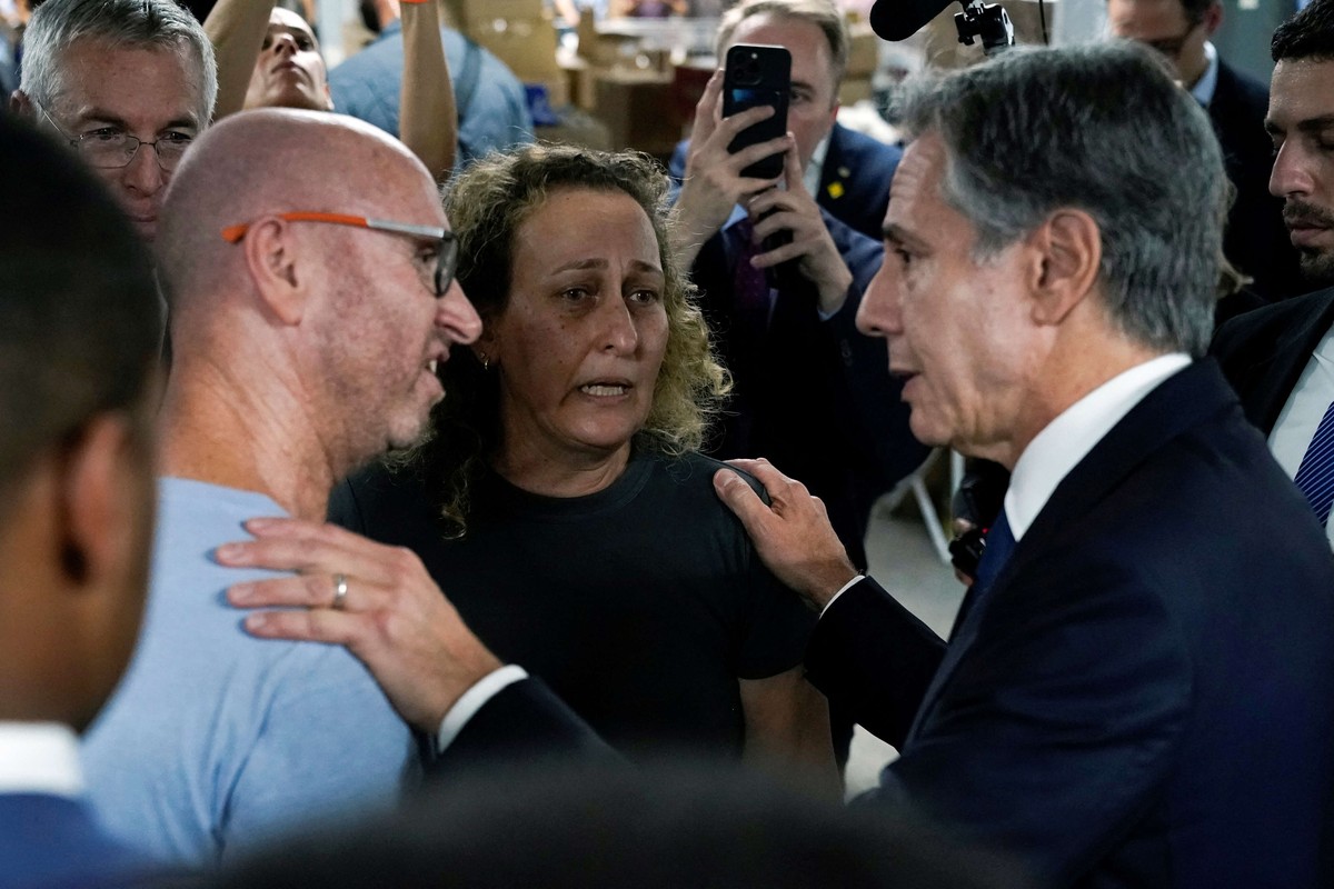 بلينكن يؤكد للإسرائيليين أن الولايات المتحدة موجودة للدفاع عنهم
