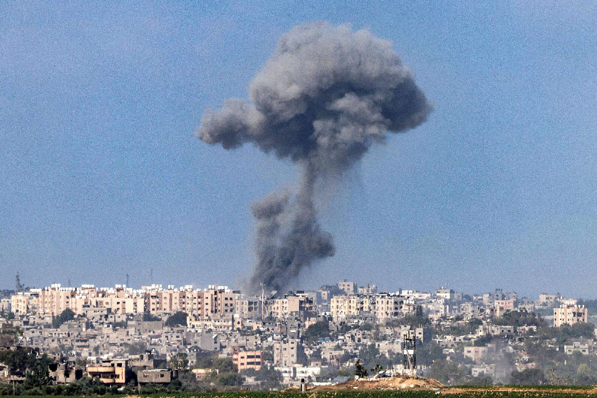 المستشفيات في غزة تخرج عن الخدمة بسبب القصف الاسرائيلي المتواصل