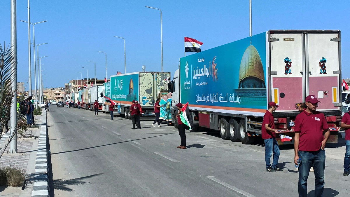 اسرائيل تمنع دخول اي مساعدات انسانية لقطاع غزة