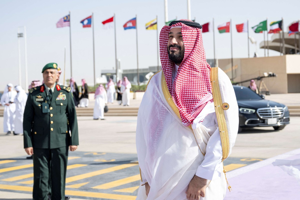 السعودية تلعب دورا لانهاء النزاعات في عدد من الساحات العربية والاسلامية