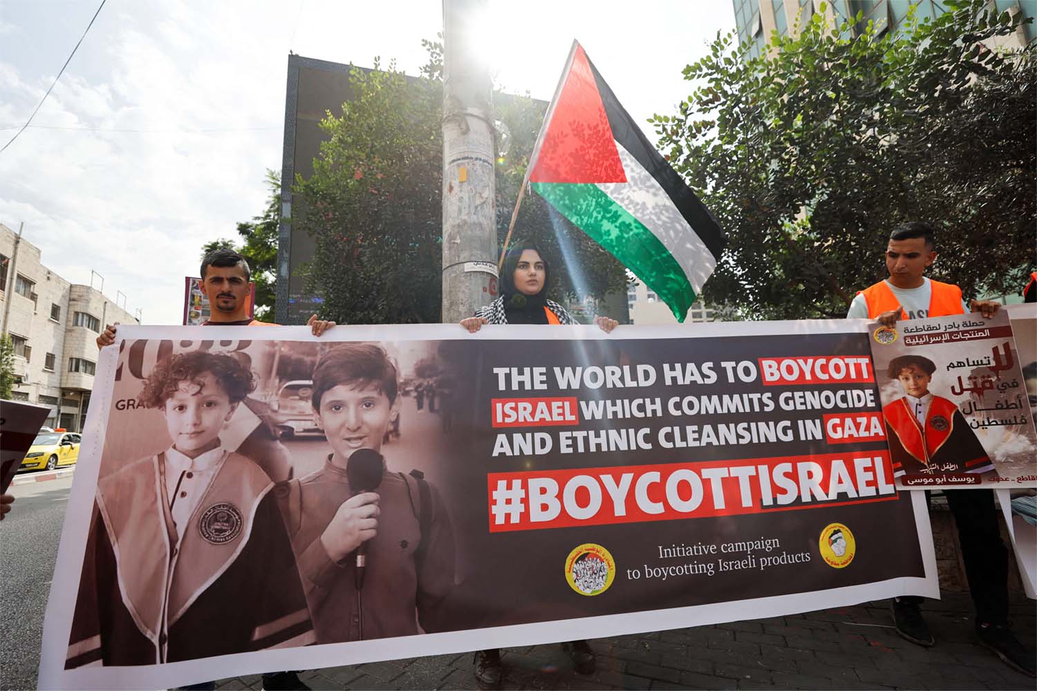 Khamenei called on Muslim states to cease oil and food exports to Israel