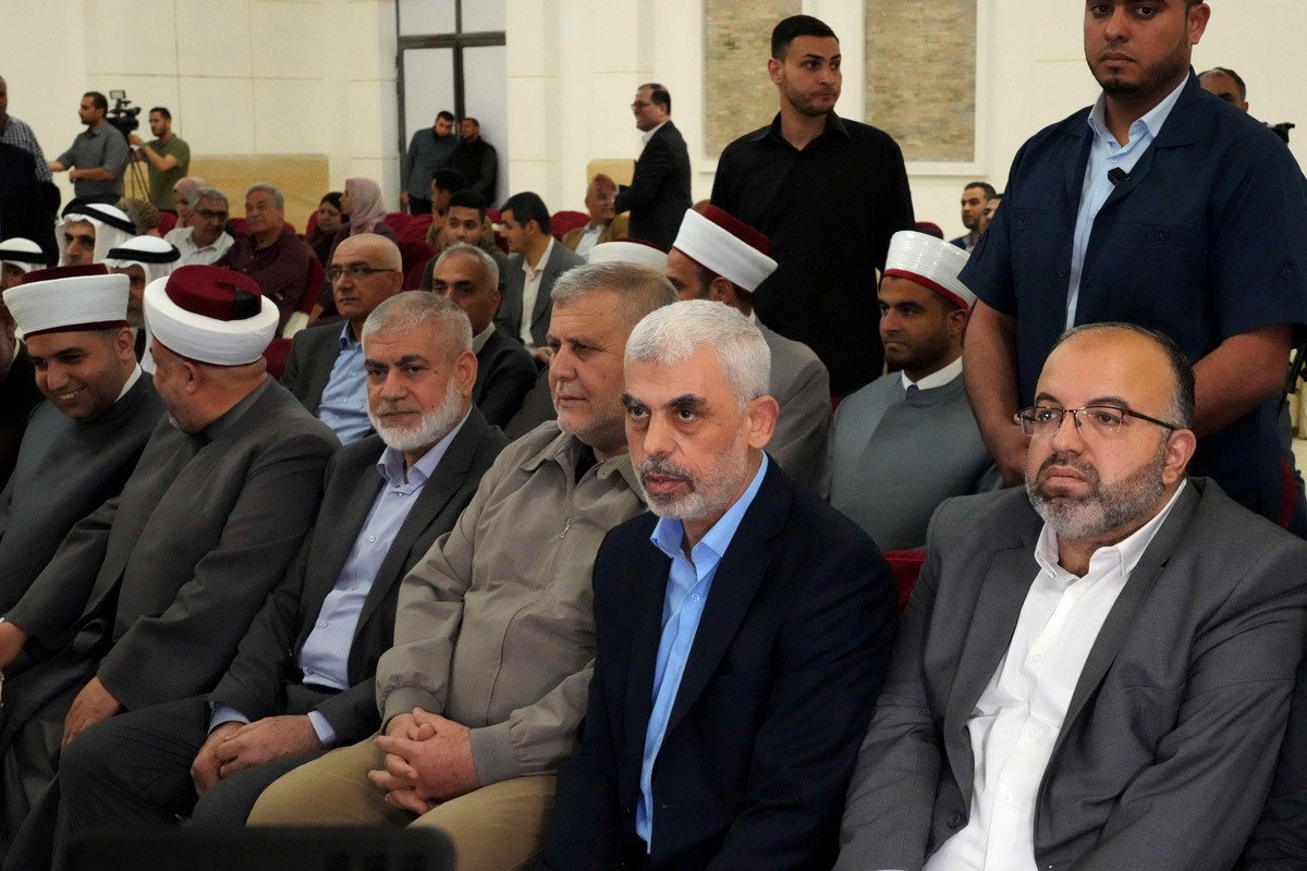 حماس تؤكد مجددا أن إطلاق سراح أي محتجزين مرهون بإنهاء الحرب