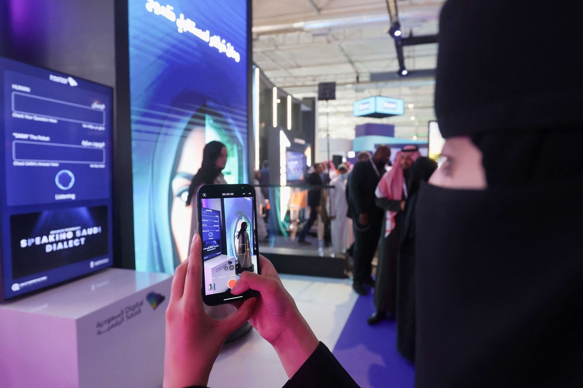 جهود مستمرة للتطوير والتحديث في السعودية