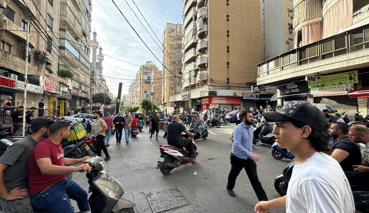 لبنان يغرق في حالة من الفوضى والهلع 