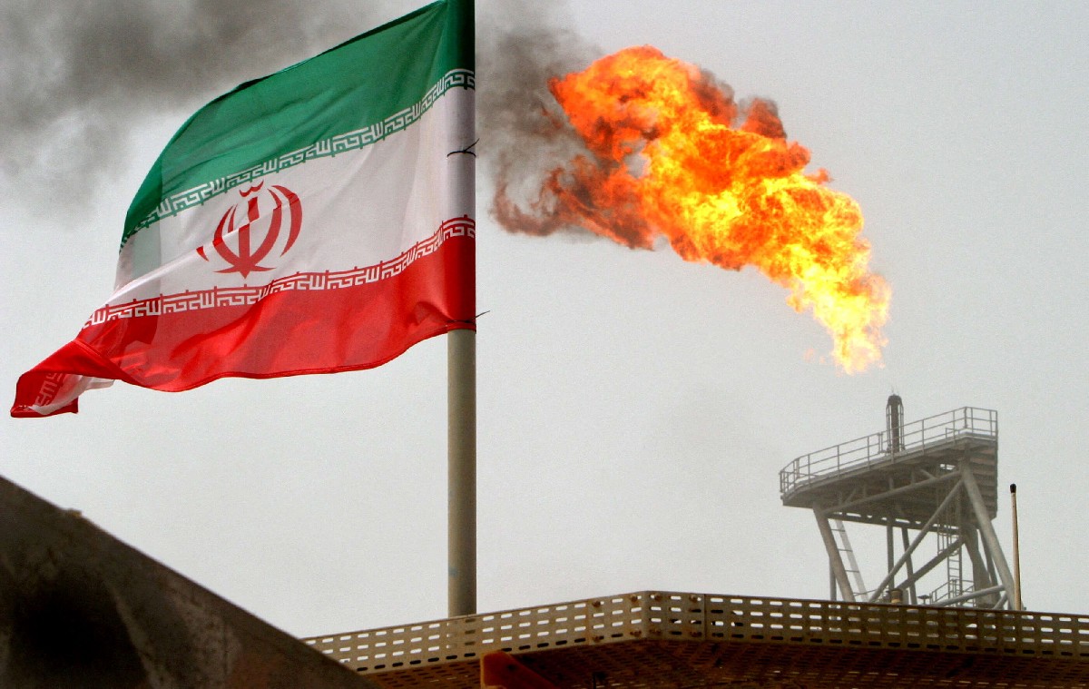 مخاوف في ايران من عودة ترامب لسياسة تصفير النفط