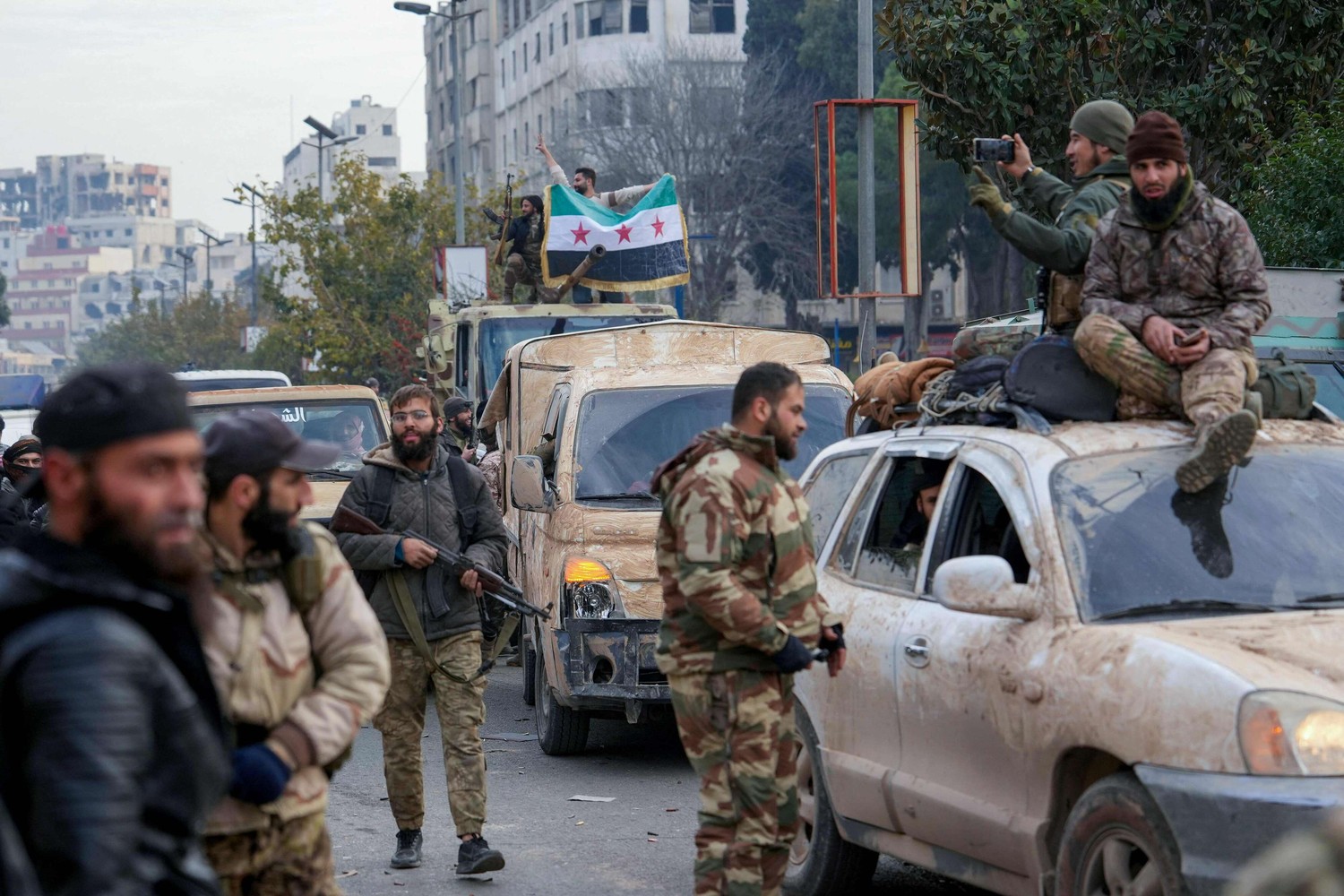 نفوذ كبير سيكون لهيئة تحرير الشام في السلطة المقبلة