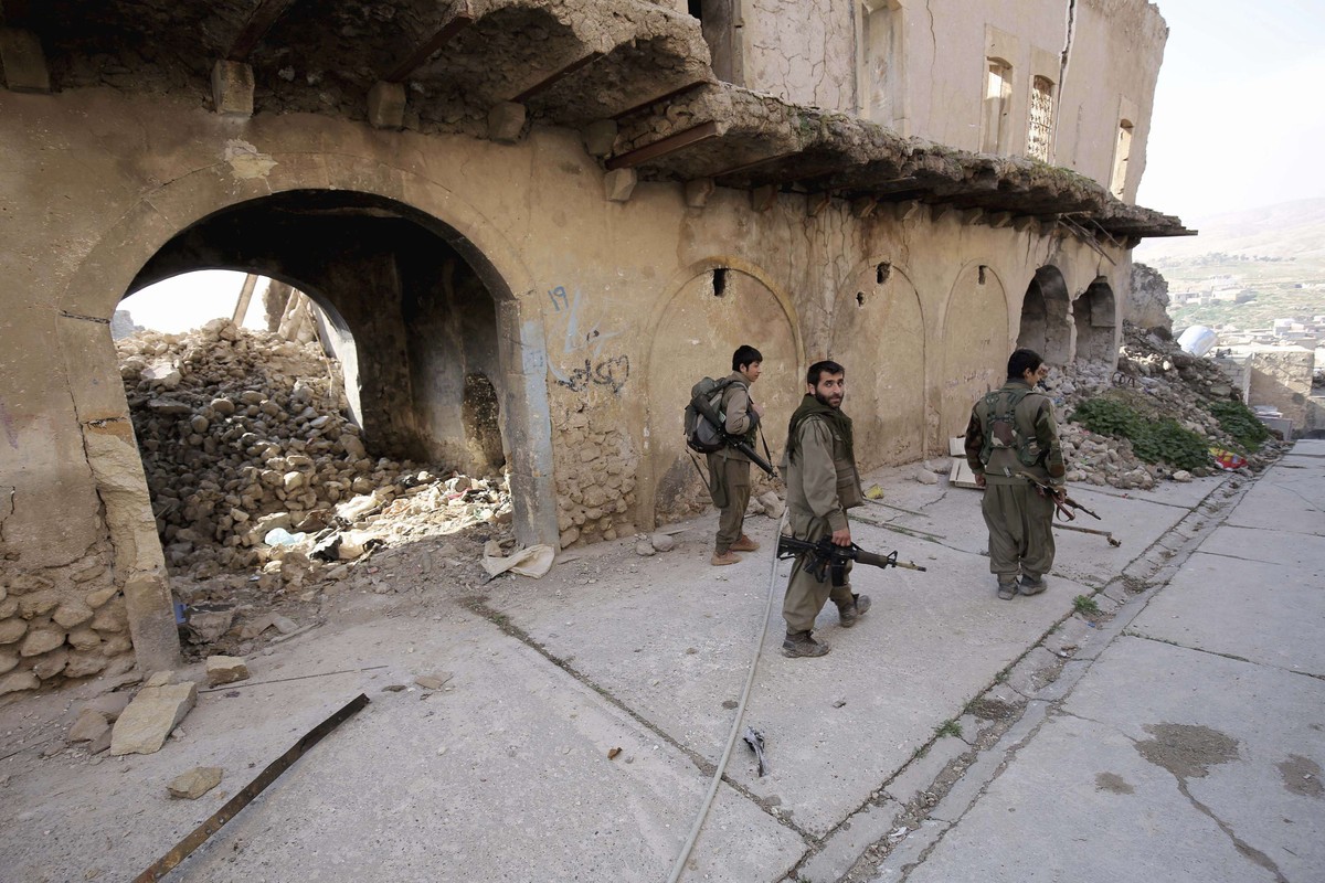 العمال الكردستاني يجنح للسلم في خطوة وصفت بالتاريخية