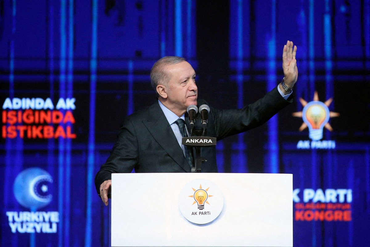 أردوغان يريد لعب دور صانع سلام 