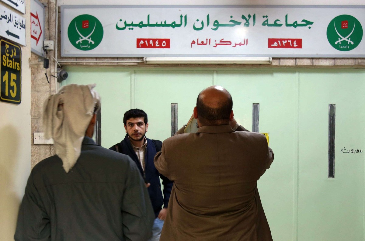 عمان تطوي صفحة الإخوان