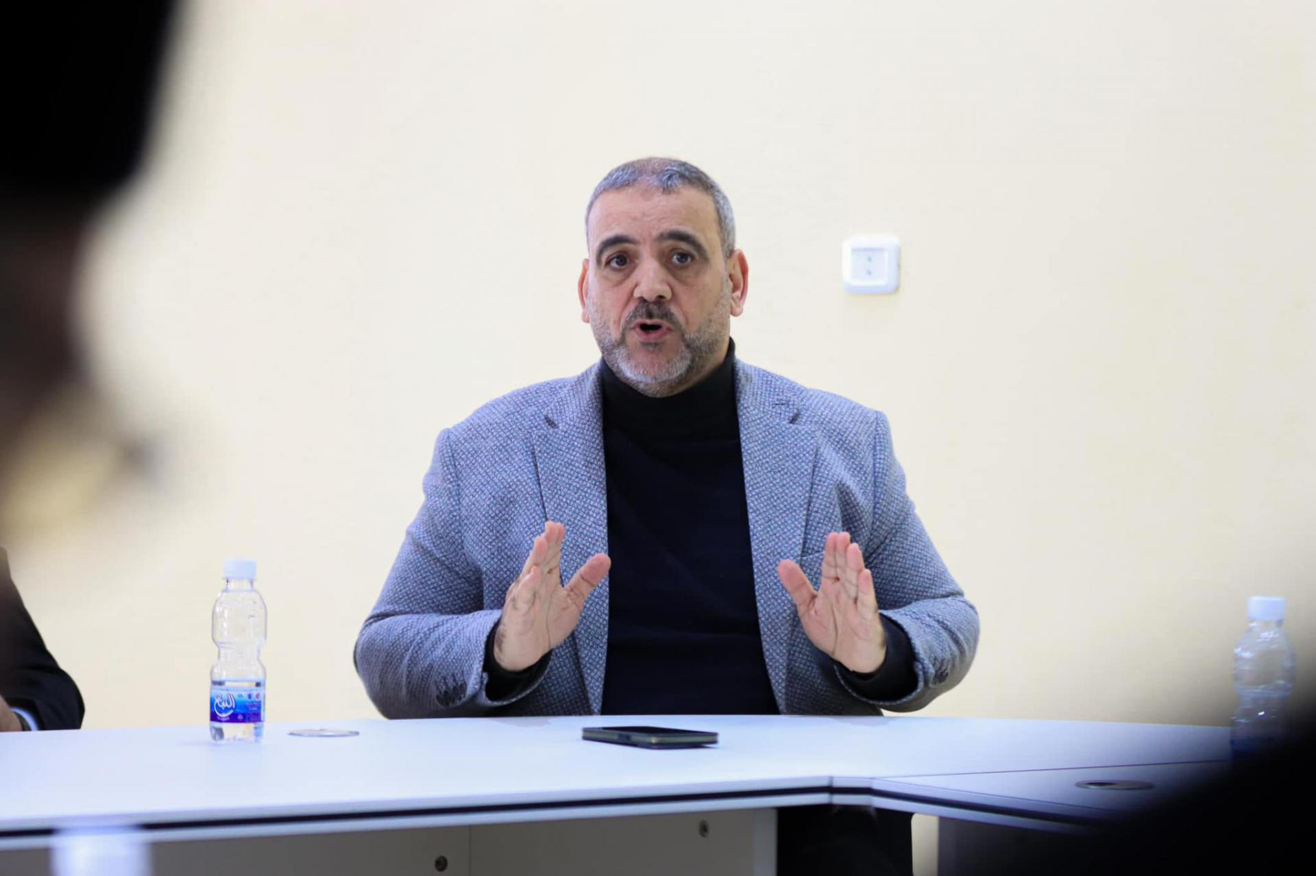 ليبيا تعيش على وقع صراع من أجل الشرعية