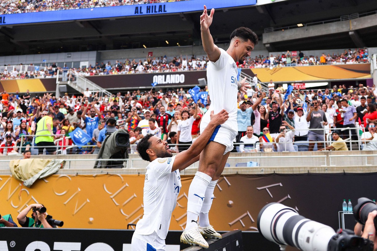 الهلال
