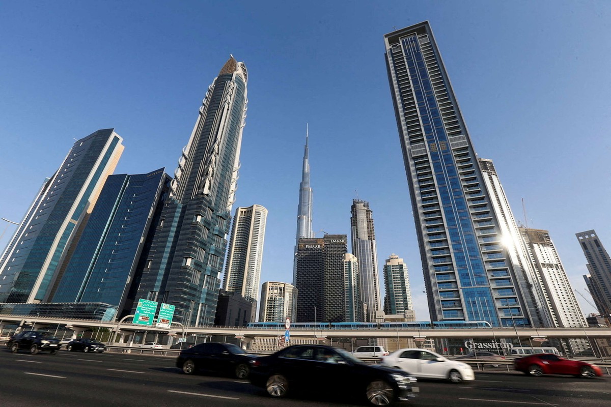 الإمارات ترسخ ريادتها في استقطاب الاستثمارت 