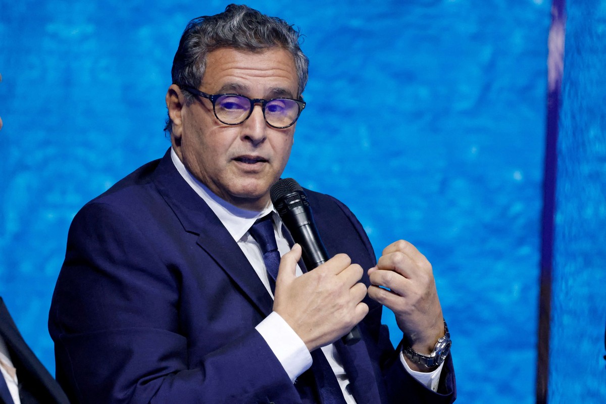 عزيز أخنوش تعهد بفتح حوار مع الشباب المغربي