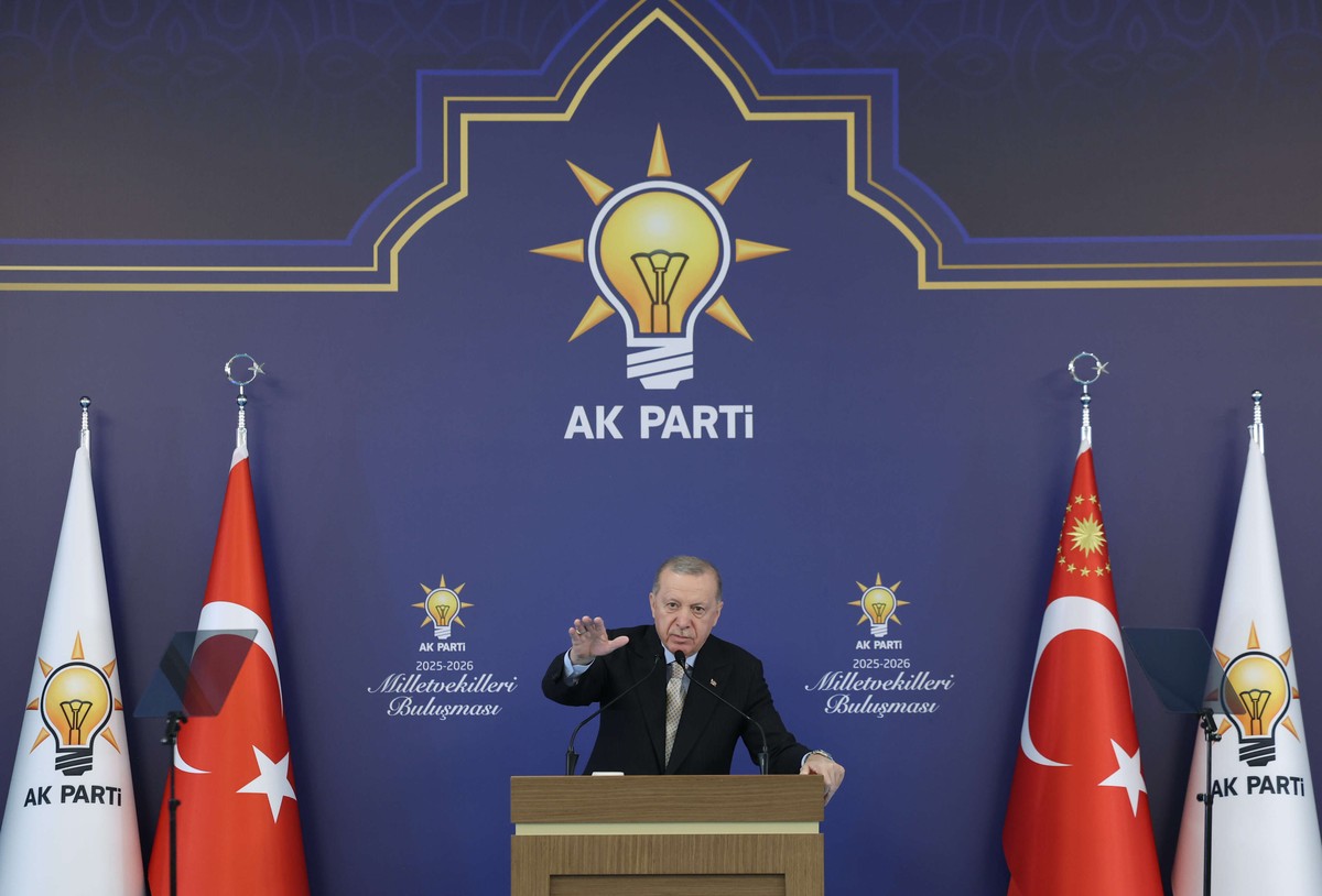 أردوغان يواصل الضغط على دمشق وقسد