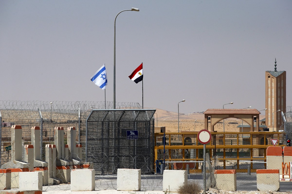 إسرائيل أبدت قلقها من التواجد العسكري المصري الكثيف على الحدود