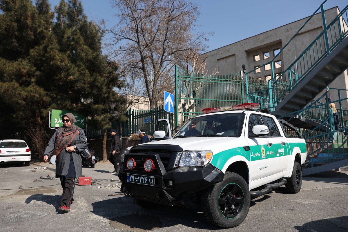 لايران تاريخ في قمع التحركات الاحتجاجية السلمية