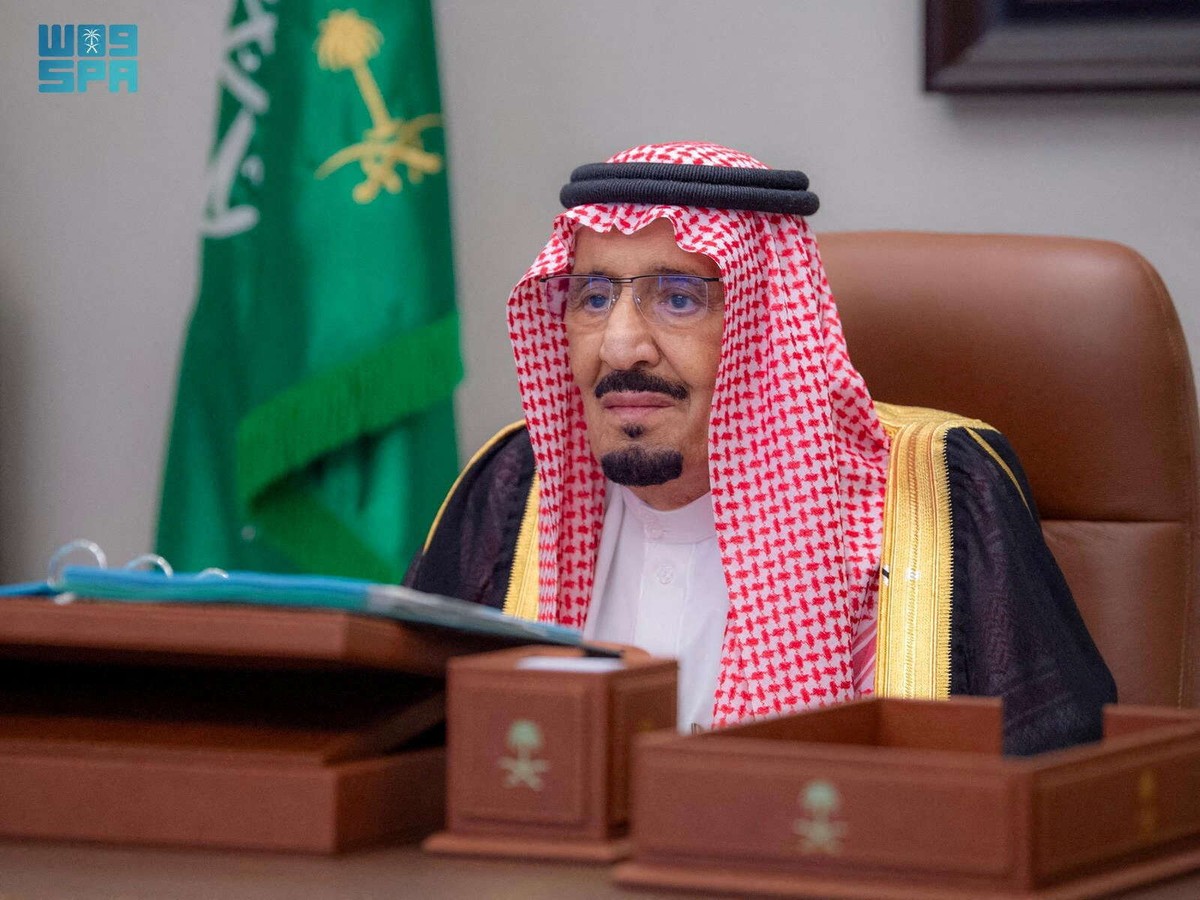 قيادة تضع المواطن في صدارة أولوياتها    