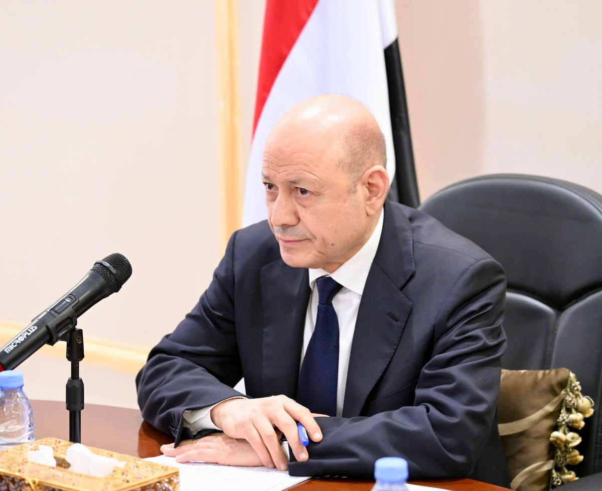 قرارات العليمي تأتي في سياق تعزيز سيطرة القوات الحكومية على شرق اليمن