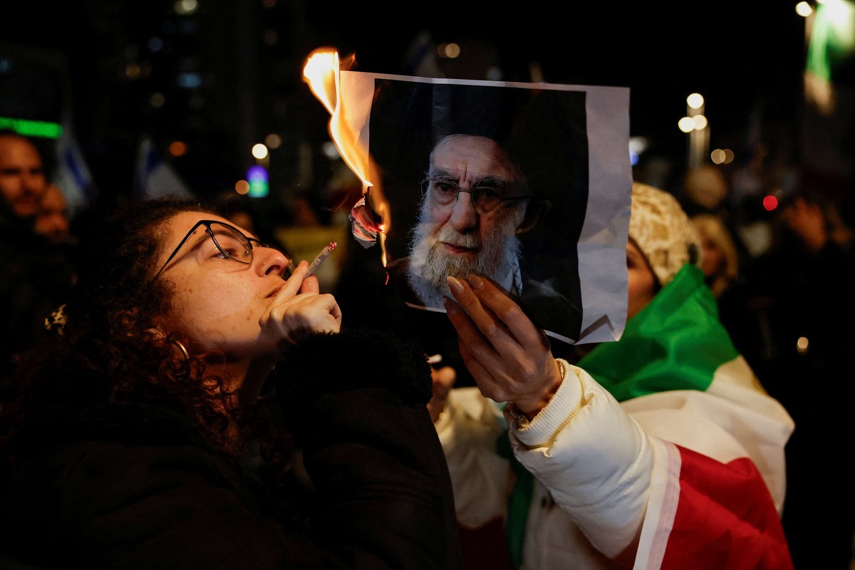 احاجاجات ايران بين مطالب مشروع ونظرية المؤامرة الخارجية