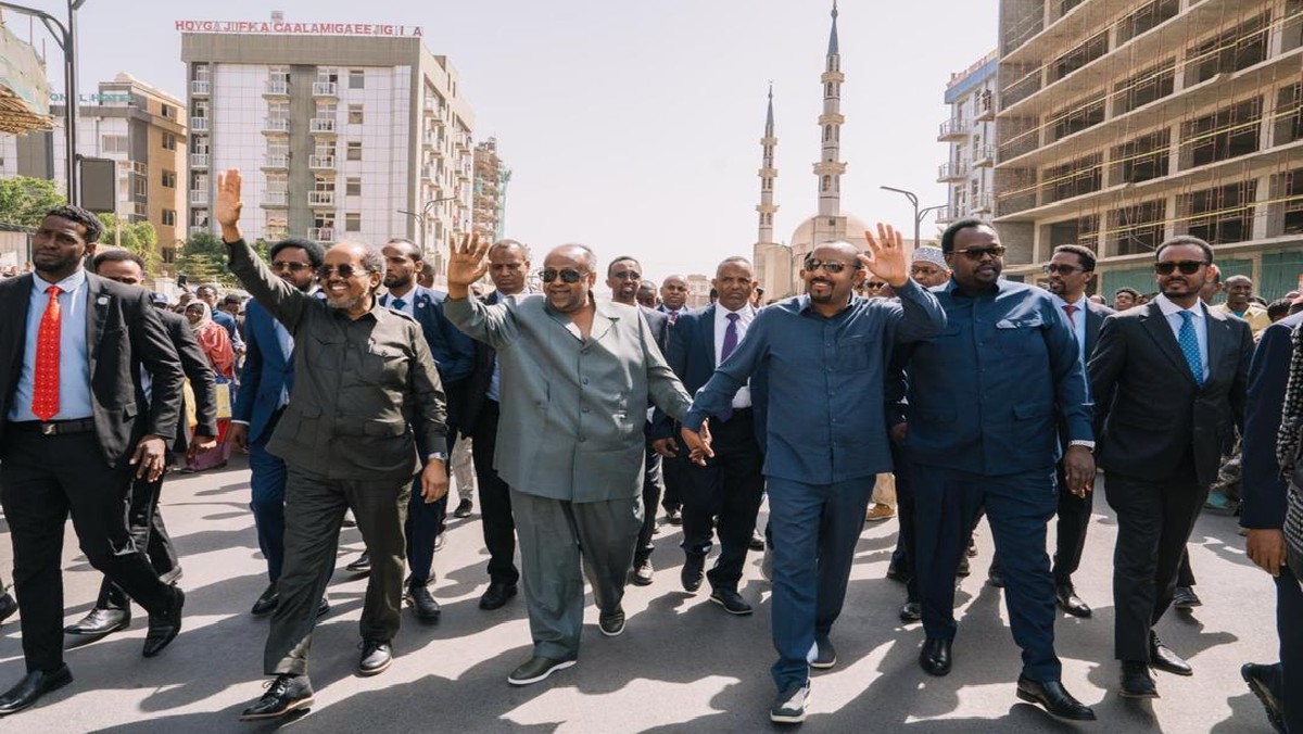 الجيران يجتمعون لصياغة مستقبل يسوده السلام
