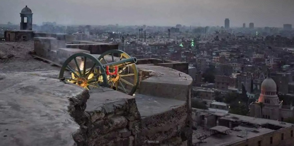 الطلقة الأولى دائما تبعث شعورًا بالأمان والاحتفال