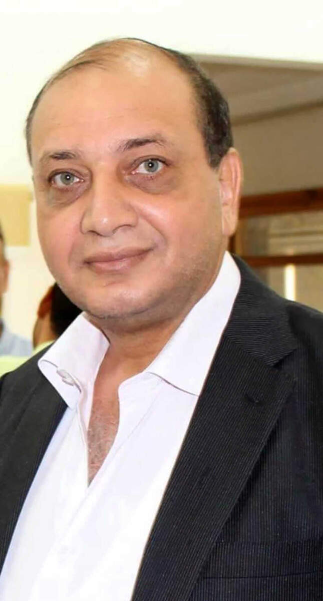 د.خالد عزب